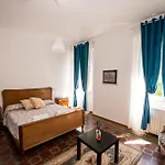 Apartment Paruzzi Eleganza Storica A 6 Minuti A Piedi Dal Di