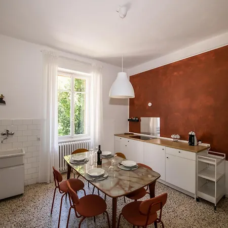 Paruzzi Eleganza Storica A 6 Minuti A Piedi Dal Di Appartement Dervio