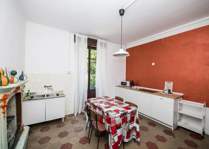 Paruzzi Eleganza Storica A 6 Minuti A Piedi Dal Di Apartamento Dervio