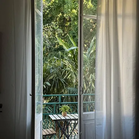Paruzzi Eleganza Storica A 6 Minuti A Piedi Dal Di Apartment