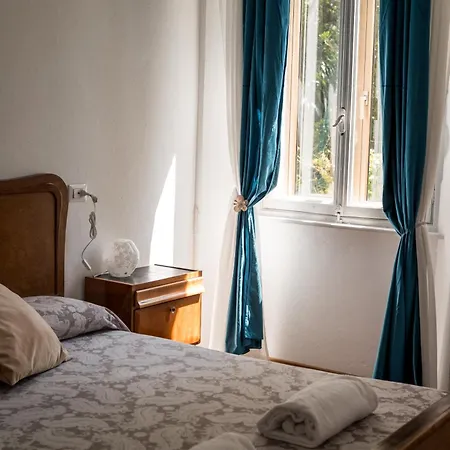 Paruzzi Eleganza Storica A 6 Minuti A Piedi Dal Di Dervio