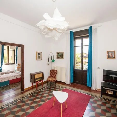 Paruzzi Eleganza Storica A 6 Minuti A Piedi Dal Di Apartament Dervio