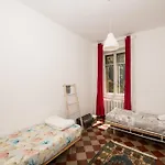 Paruzzi Eleganza Storica A 6 Minuti A Piedi Dal Di Apartman